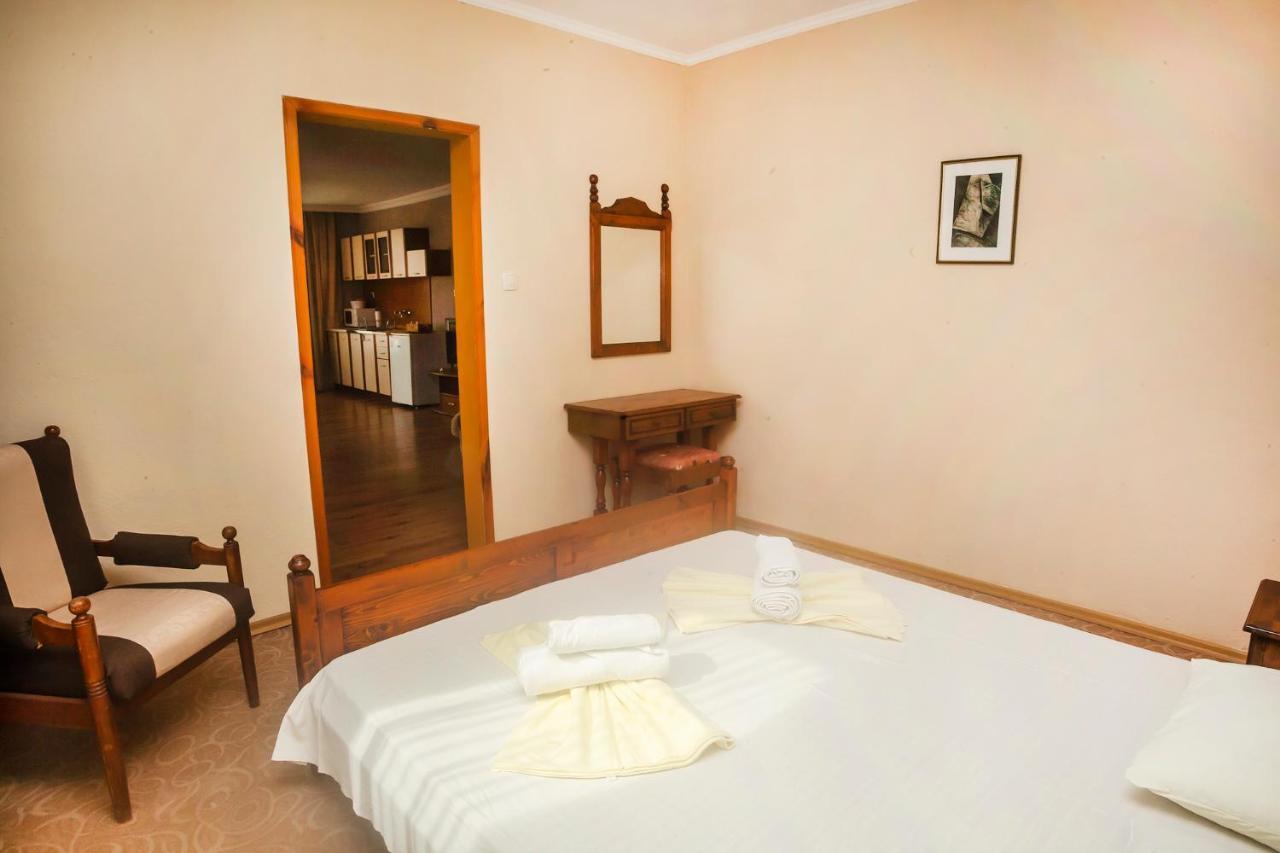 Ravda Bay Guest House Ngoại thất bức ảnh