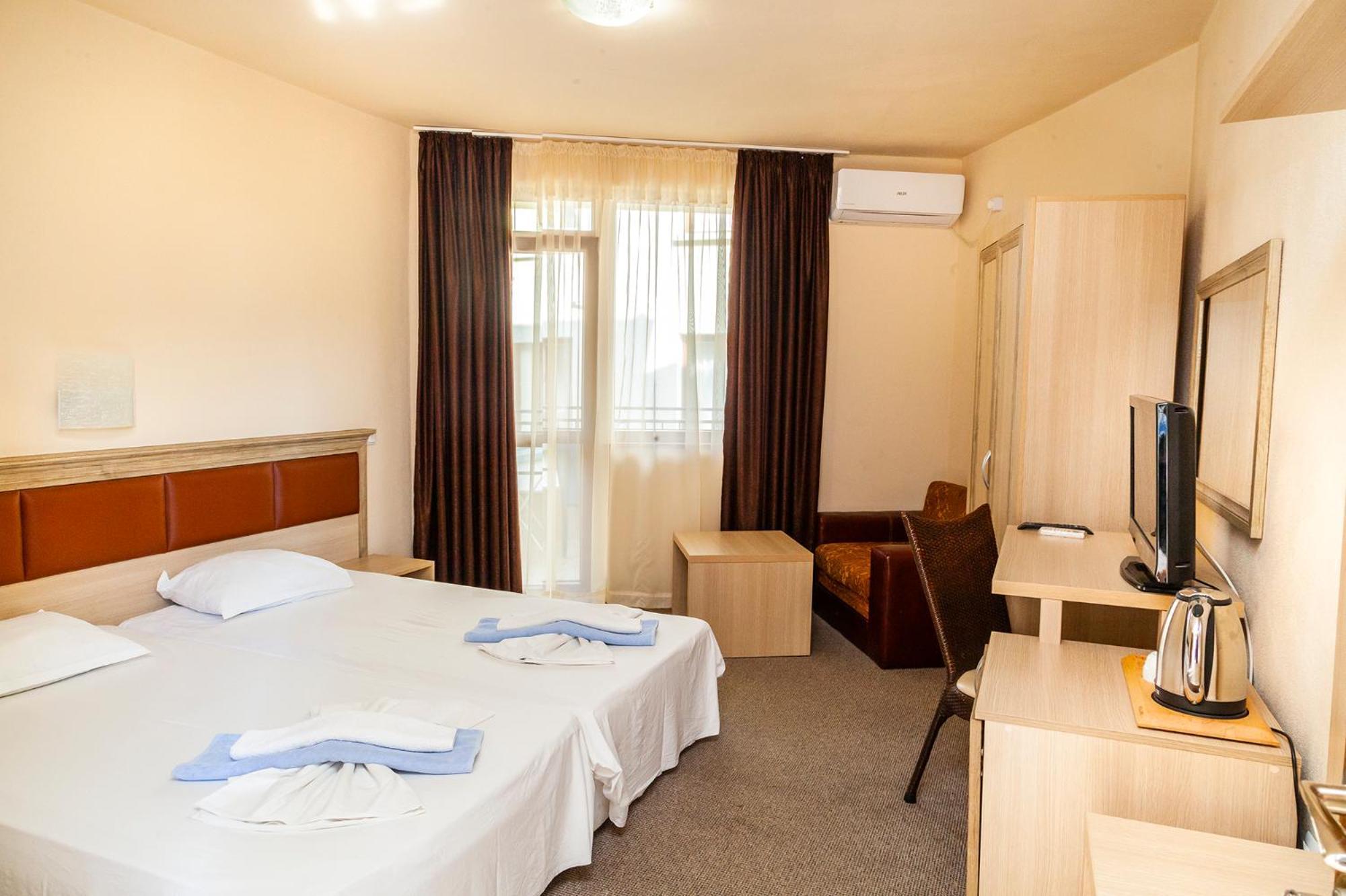 Ravda Bay Guest House Ngoại thất bức ảnh