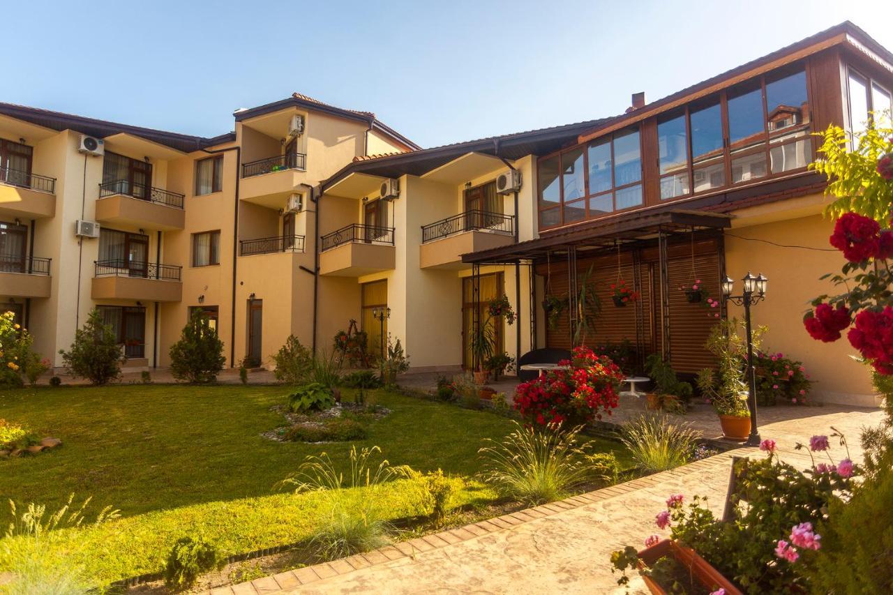 Ravda Bay Guest House Ngoại thất bức ảnh