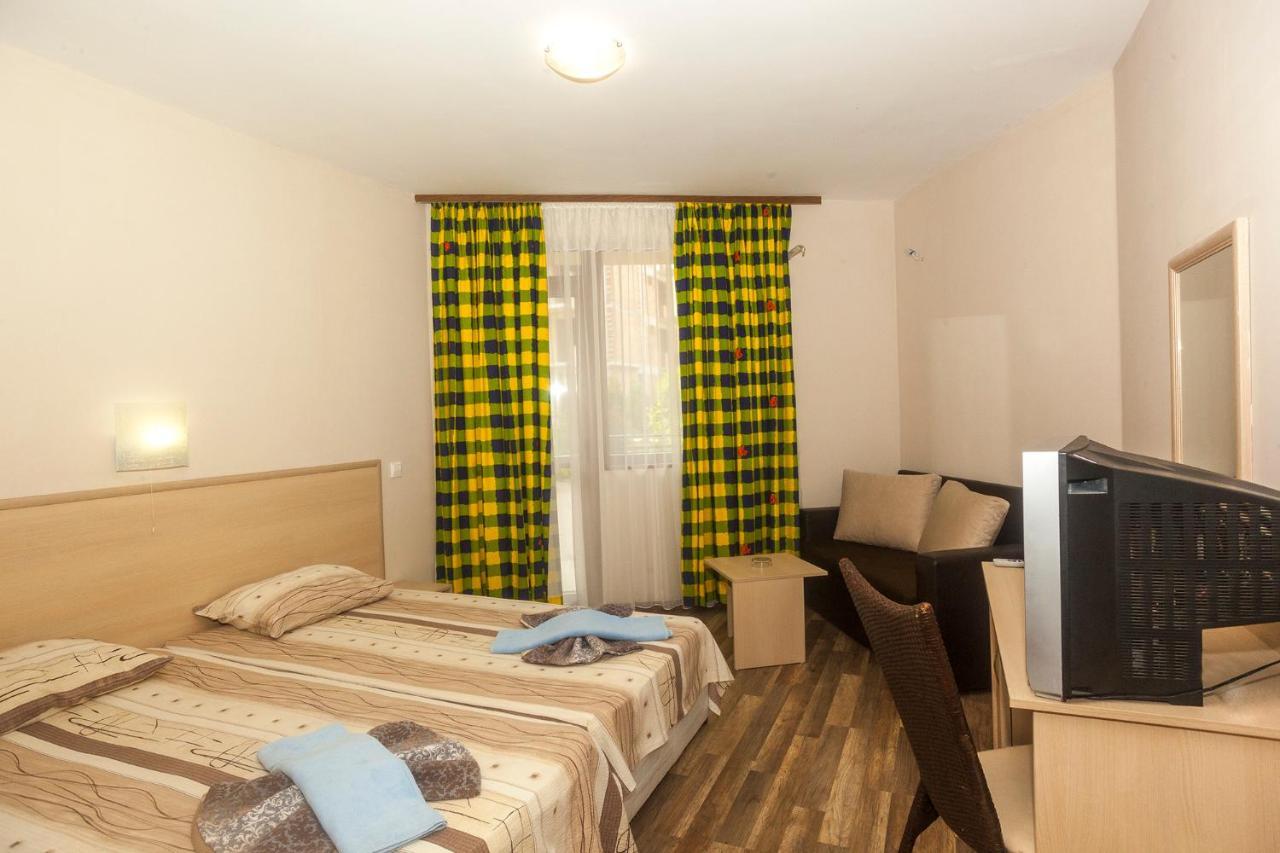 Ravda Bay Guest House Ngoại thất bức ảnh
